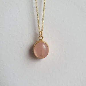 rose quartz pendant