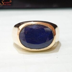 blue sapphire gemstone ring