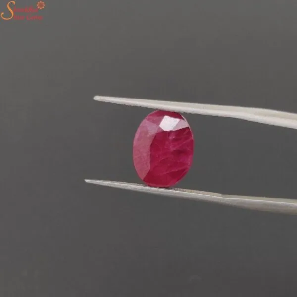 loose ruby gemstone