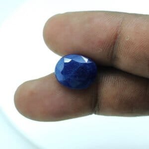 natural blue sapphire stone