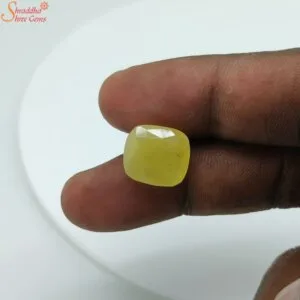 natural pukhraj gemstone
