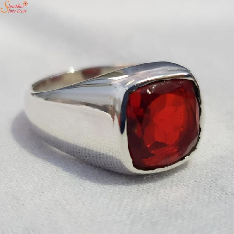 Garnet Stone Nepalese Silver Ring - Siesta UK