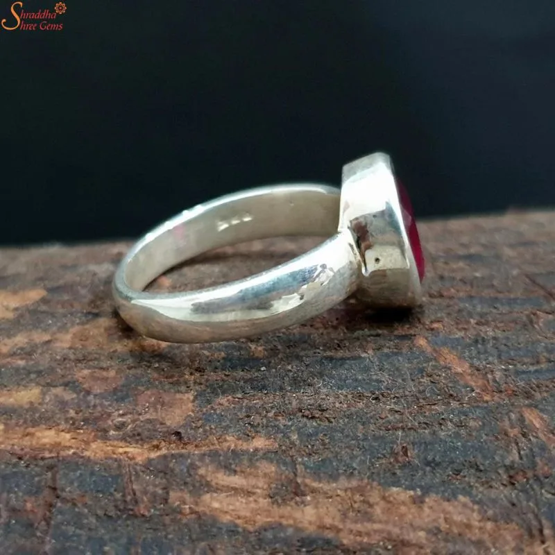 oval ruby ring