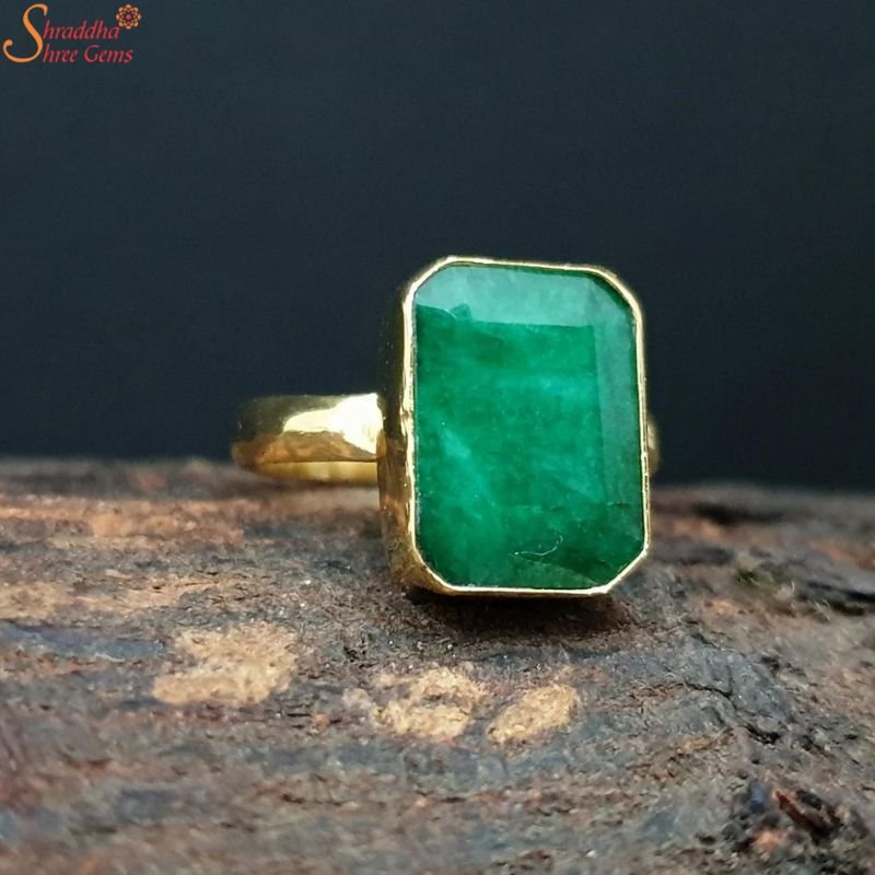 Handmade Emerald Ring, Panna Gemstone Ring