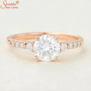 round solitaire diamond ring