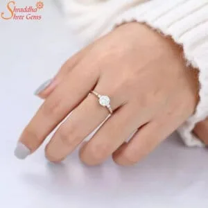 round solitaire diamond ring