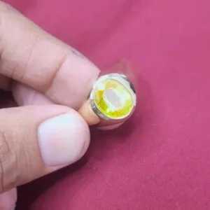 ceylon yellow sapphire gemstone ring