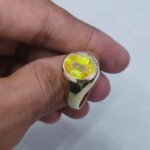 ceylon yellow sapphire gemstone ring