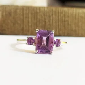 dainty amethyst engagement ring