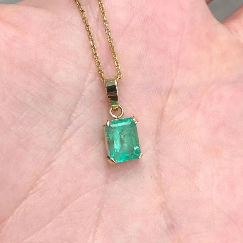 thumbnail image 2 of Natural Emerald Panna Pendant Locket 12.25 Ratti - Astrological Gemstone For Men & Women 2 of 10