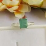 emerald gemstone silver ring