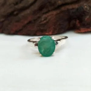 emerald gemstone silver ring