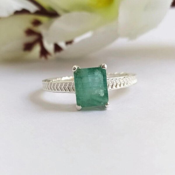 Men's Emerald Signet Ring