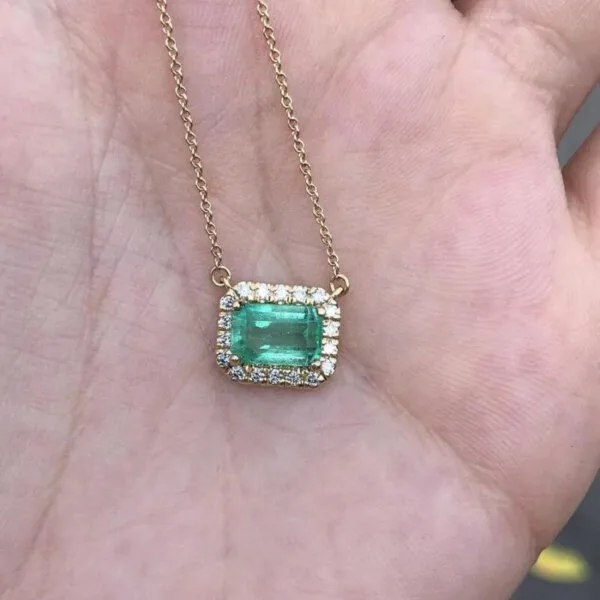 emerald pendant with moissanite diamond