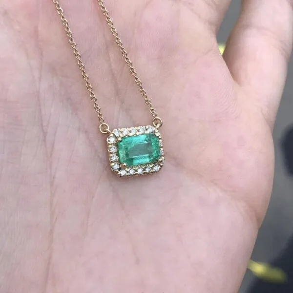 emerald pendant with moissanite diamond