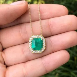 halo emerald necklace