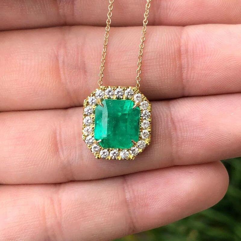 18k Gold and Diamond Polki Pendant Set enhanced with Natural Emerald B – G.  K. Ratnam