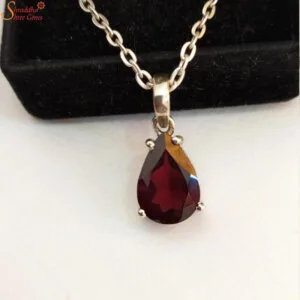 hessonite garnet gemstone pendant