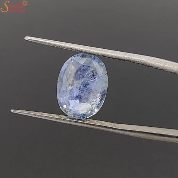 high quality blue sapphire gemstone