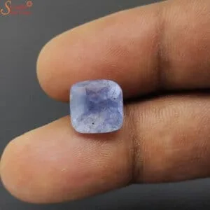 high quality blue sapphire gemstone