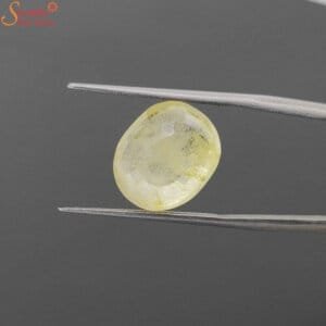 loose oval yellow sapphire gemstone