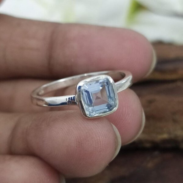 Aquamarine Ring | Aquamarine Engagement Ring