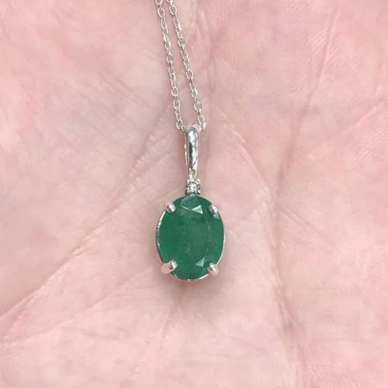 oval emerald necklace
