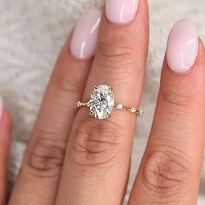 oval moissanite diamond engagement ring