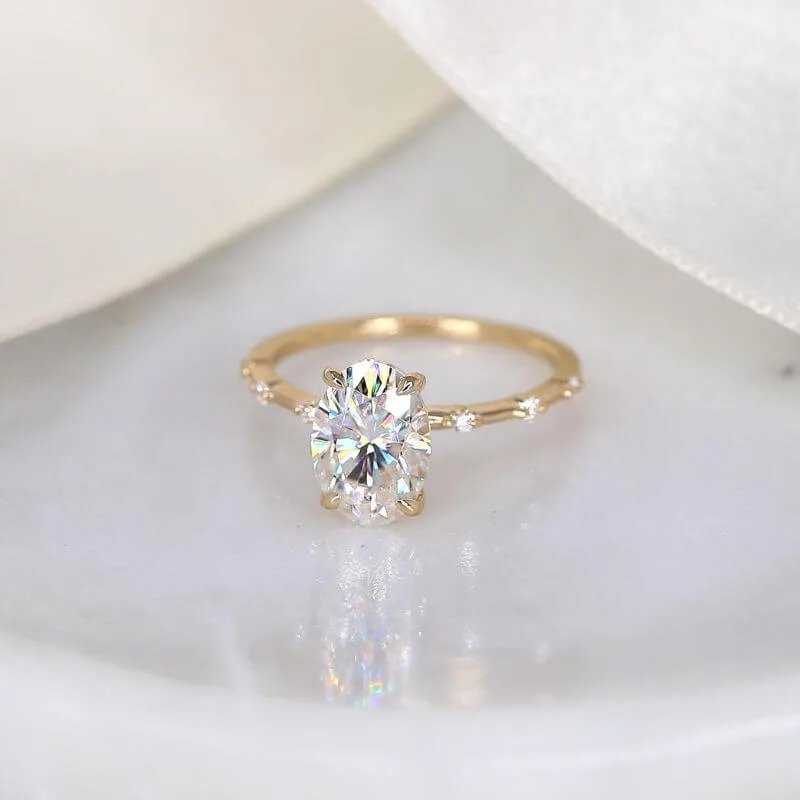 oval moissanite diamond engagement ring