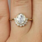 oval moissanite diamond wedding ring