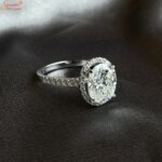 oval shaped moissanite engagement ring