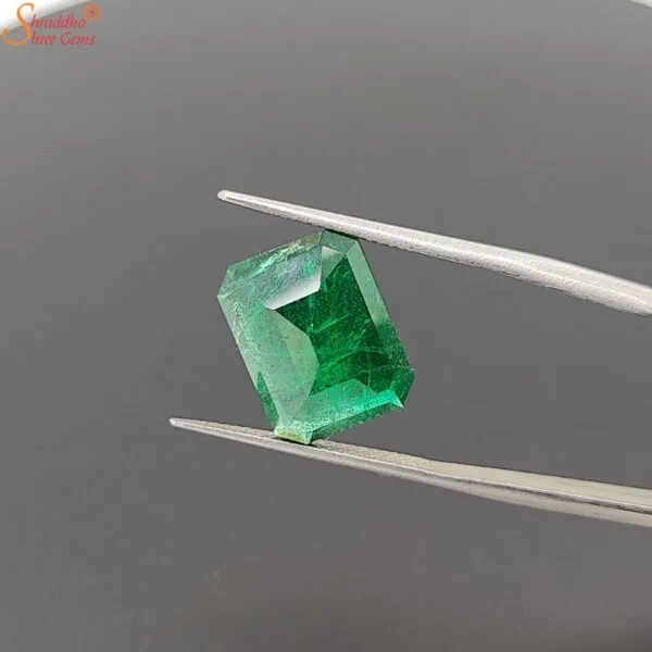 certified emerald gemstone