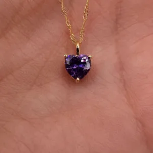 heart shape amethyst pendant