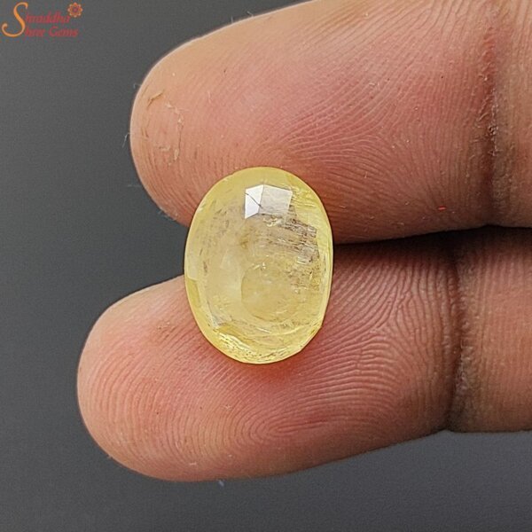 loose oval yellow sapphire gemstone