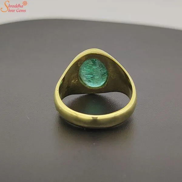 natural emerald gemstone ring