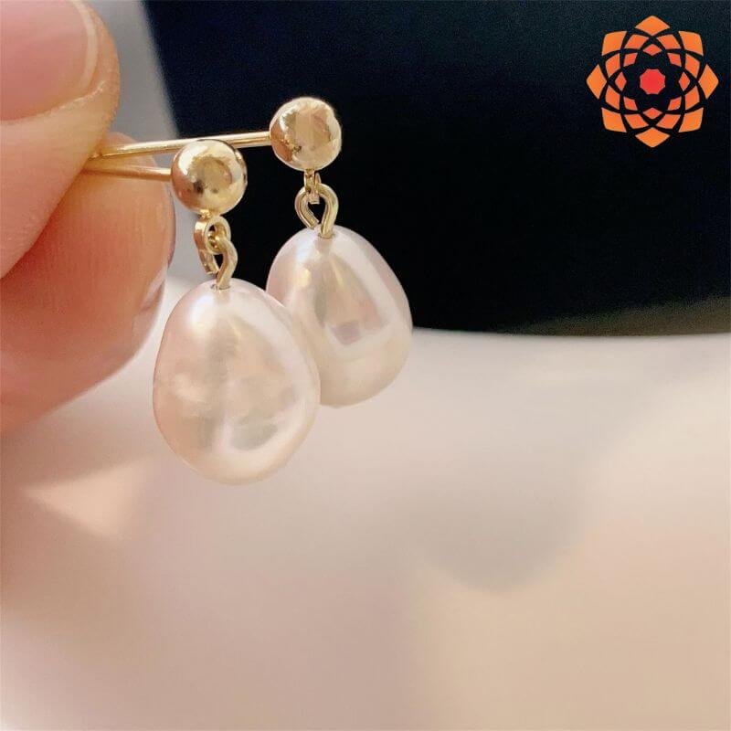 Hight Quality White Pearl Earring