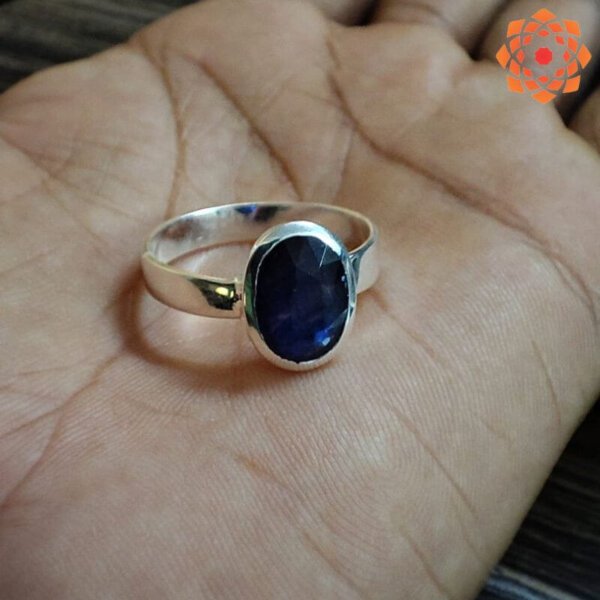 Ovel Shape gemstone Blue Sapphire Ring