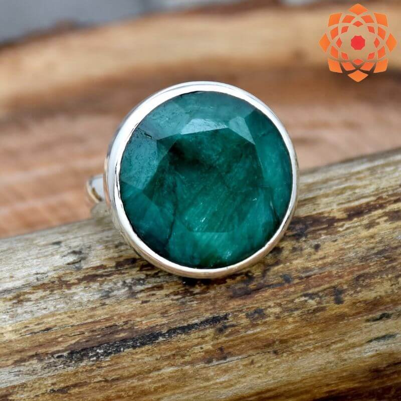 Certified Round Emerald Gemstone Ring