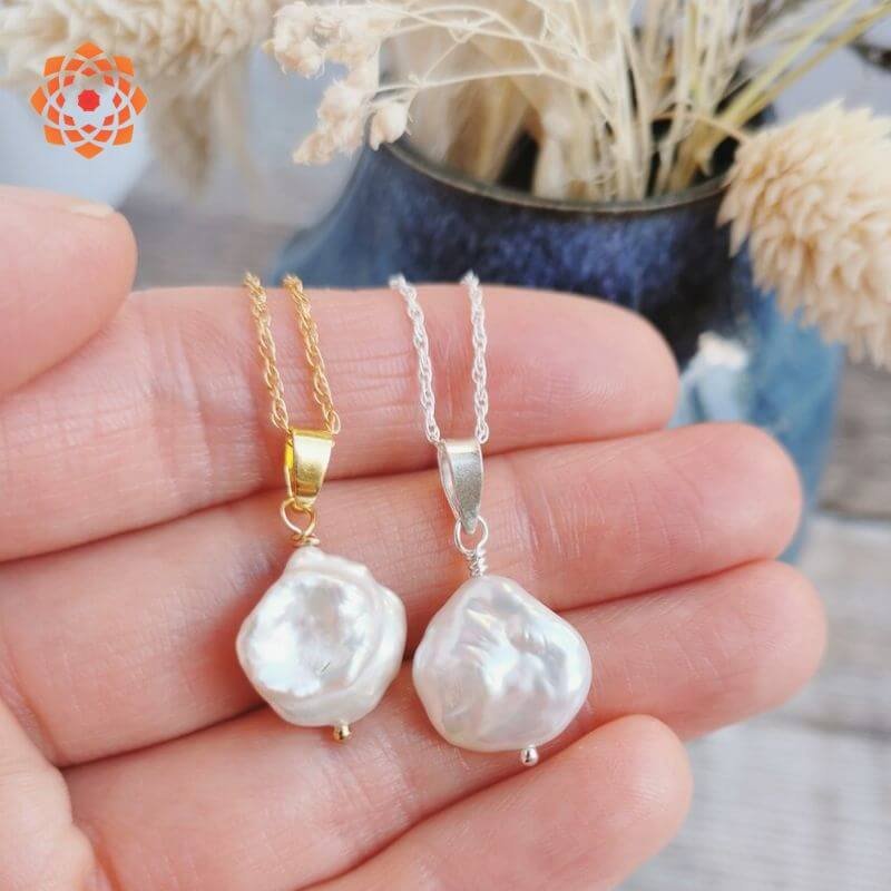 White Keshi Pearl Pendant Necklace Gold Silver