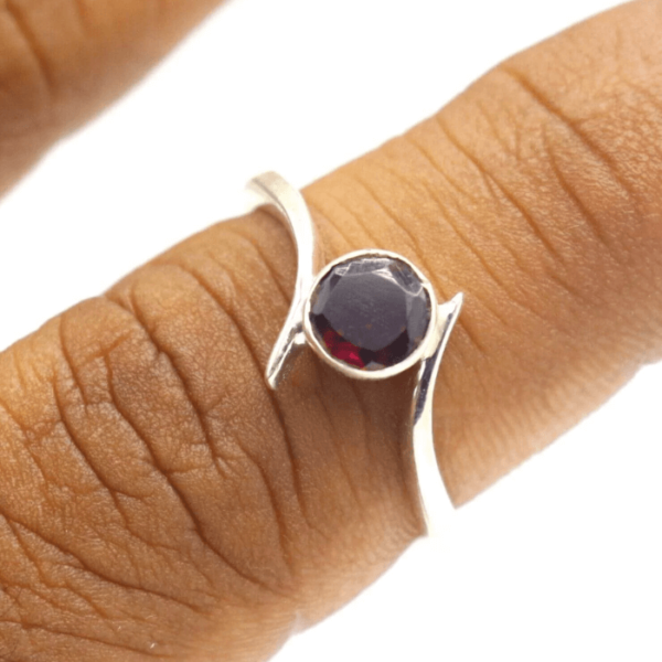 Natural Round Garnet Gemstone Ring