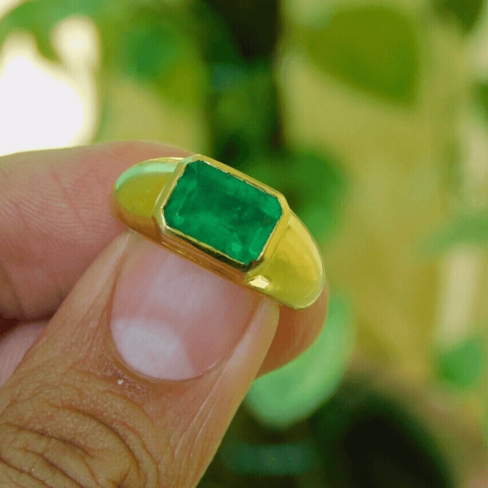 1 Gram Gold Forming Green Stone With Diamond Delicate Design Ring – Soni  Fashion®