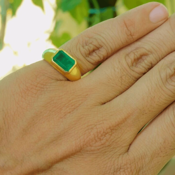 Buy Retrend Design® Gold Emerald Ring For Men & Women Panna Stone Original  Certified Sone Ki Anguthi Beautiful Emerald Cut Stone Ring पन्ना रत्न रिंग  Top AAA+++ Quality Pukhraj Gold Ring सोने