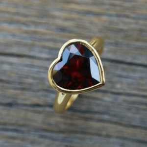 Natural Garnet Heart Solitaire Women's Gemstone Ring