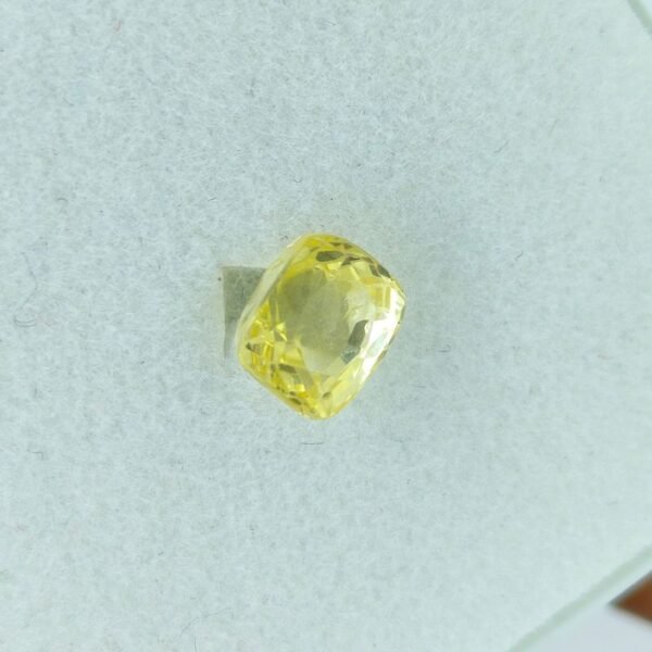 Loose Yellow Sapphire Gemstone