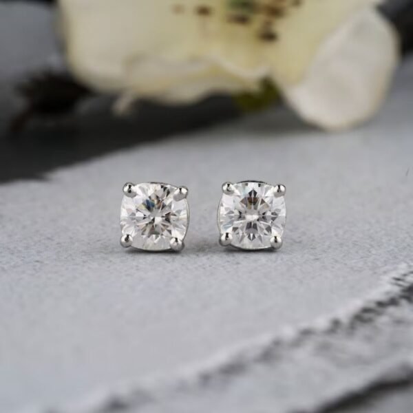 Cushion Cut Lab Grown Diamond Stud Earring