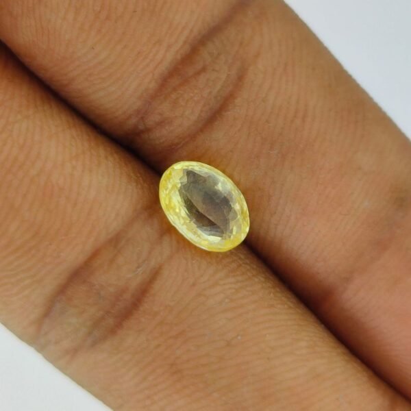 Loose Yellow Sapphire Gemstone