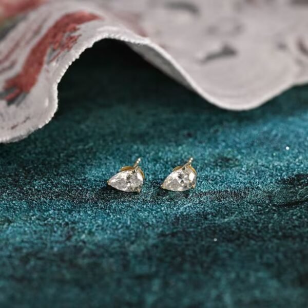 CVD Diamond earring