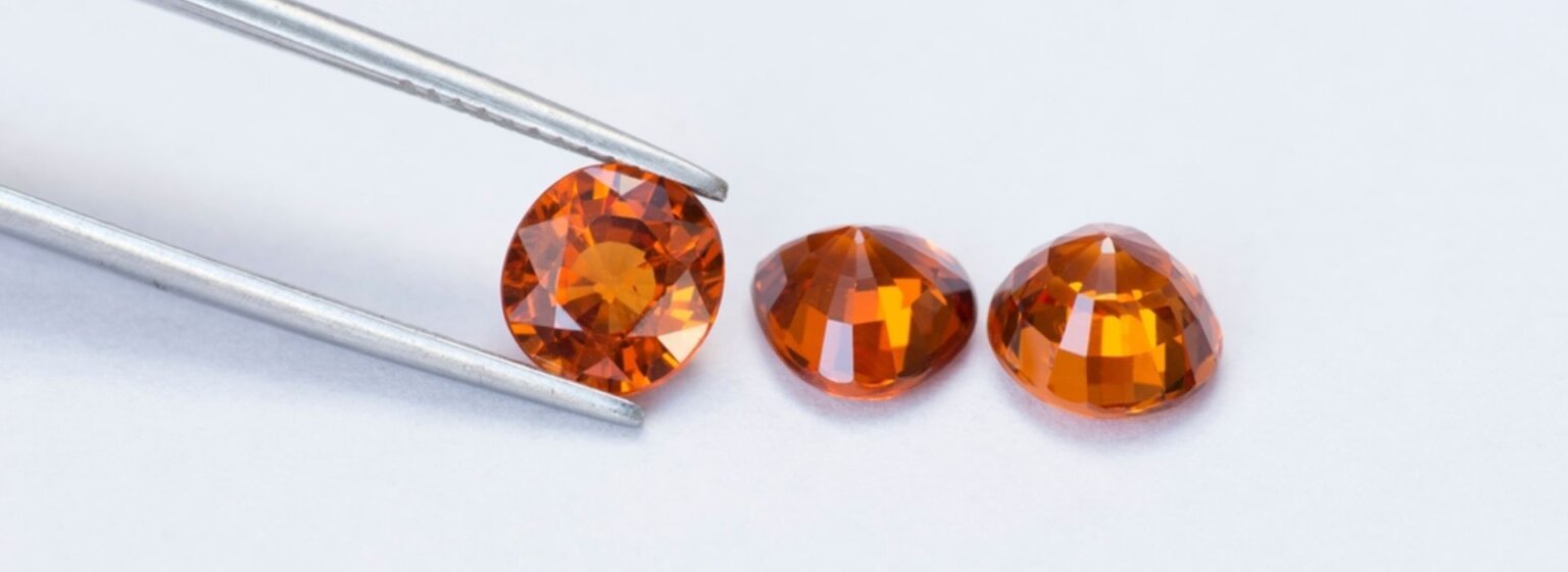 Hessonite Garnet dealer