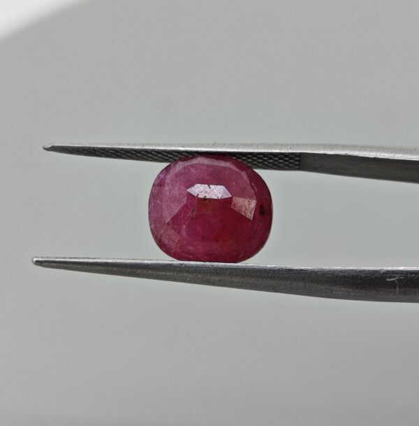 3.57 Carat losse Ruby Stone