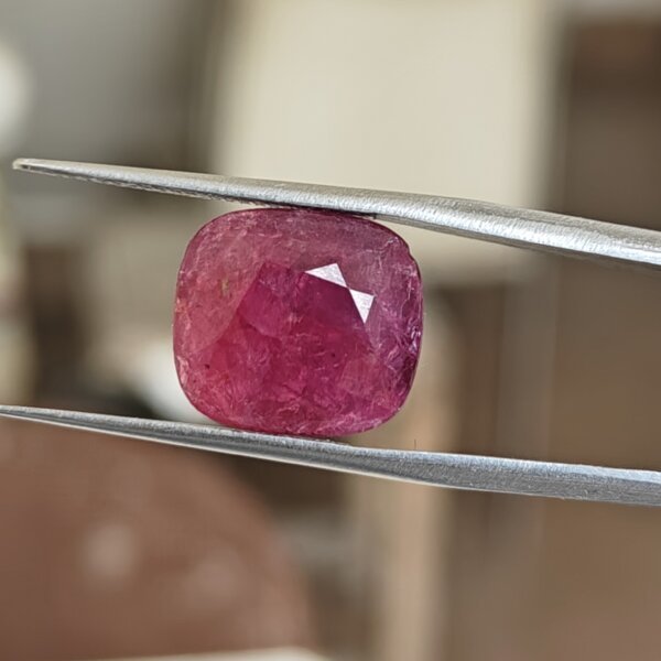 8.98 Carat/ 9.78 Ratti Burma Ruby Gemstone